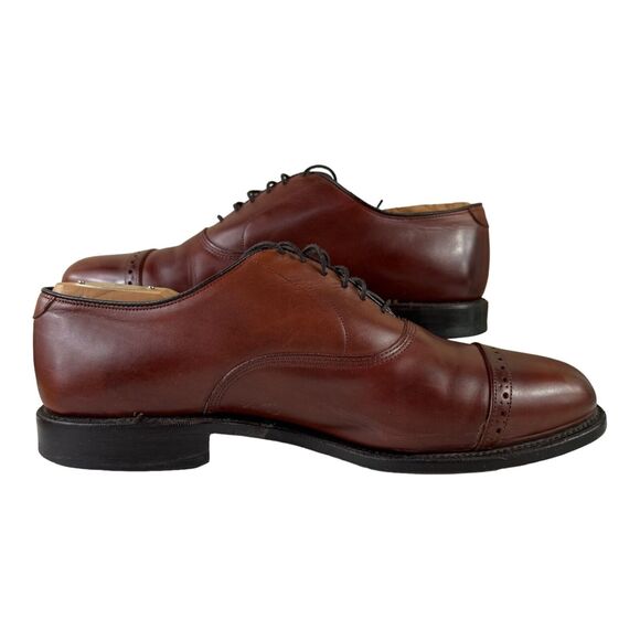 Allen Edmonds Fifth Avenue Cap-Toe Oxford Dress Shoe with Dainite Sole/Shoe Tree main image 12